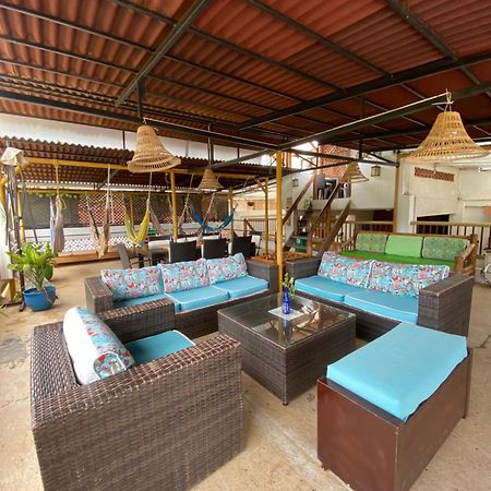 Casa Italia Guest House Таганга Екстер'єр фото