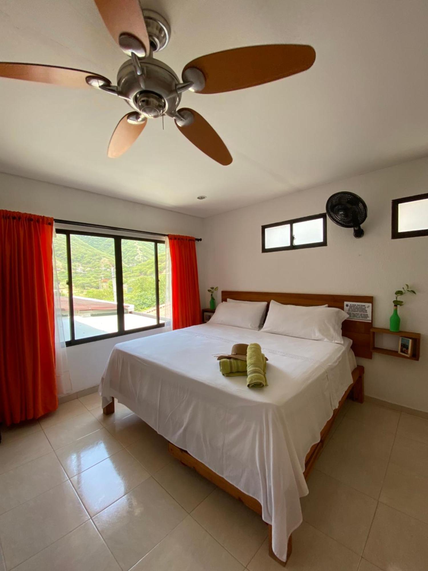 Casa Italia Guest House Таганга Екстер'єр фото